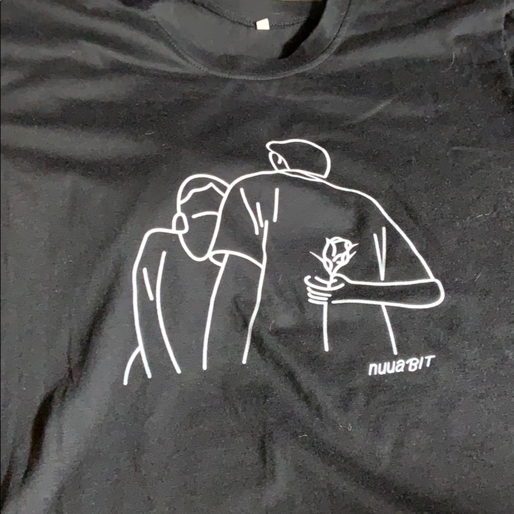 Artists union tee